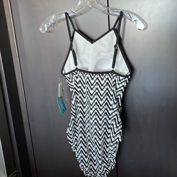 PB Sport One Piece Swimsuit, Size 10, NWT - Picture 2 of 4
